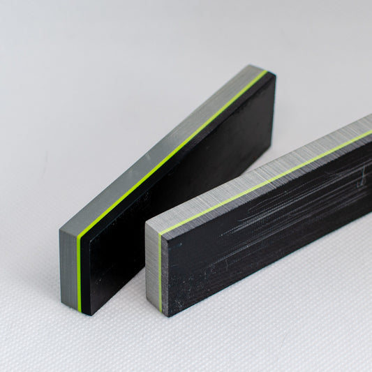 #001 - 10mm - tricolor G10